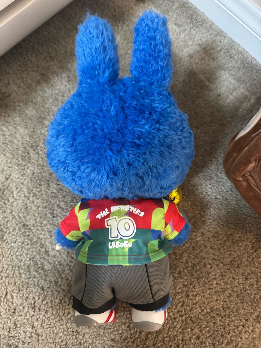 THE Monsters × FIFA Series Plush Doll, Big Labubu with FIFA World Cup, 14 inch - Picture 4 of 5